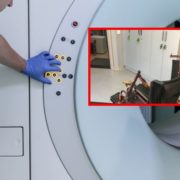 В Одесі у приватній клініці жінку засмоктав апарат МРТ разом з інвалідним візком