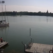 Падіння вертольота в Польщі з українцями на борту потрапило на відео
