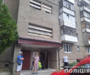 Дружині відрубав голову, а доньку вбив у коридорі: повідомили деталі страшної трагедії (ВІДЕО)