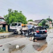 ДТП на Франківщині: зіткнулися легковик і вантажівка – одна людина померла