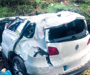 На Прикарпатті внаслідок з’їзду автомобіля в обрив загинуло четверо людей