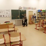 «Дистанційка» чи звичний формат: у МОН розповіли, чи підуть діти до школи від 1 вересня