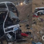 У Туреччині автобус злетів з дороги і перекинувся, загинули 14 людей, багато постраждалих. Фото