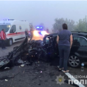 Зіткнулися BMW та Renault Trafic: семеро людей у лікарні. Фото