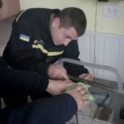 В Івано-Франківську хлопчик засунув палець у сковорідку: як його рятували