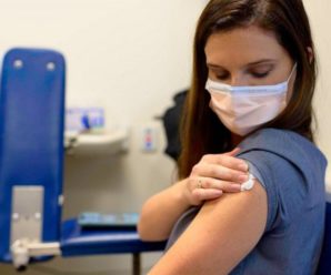 Чи заразна вакцина від коронавірусу: Комаровський дав відповідь