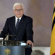 “Прочитав повідомлення з подивом”: президент Німеччини прокоментував скасування безвізу для України