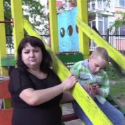 Аби врятувати єдиного сина, сім’я Ревнюк має зібрати 280 тисяч гривень (Відео)
