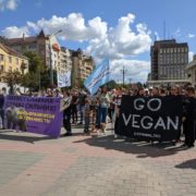Тварини мають права: франківці вийшли на Всеукраїнський гуманний марш (ФОТО, ВІДЕО)