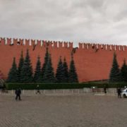 Тривожний знак для Путіна. Обвалилася кремлівська стіна (відео)
