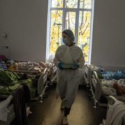 Коронавірус на Прикарпатті: за тиждень кількість хворих зросла більш як на 80%