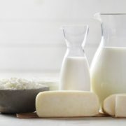 “Молочка” в Україні подорожчає: як виростуть ціни