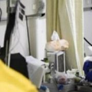 “Штам “Дельта” вкидає людину у “психічну пастку”, медики заявляють про божевілля і суїциди”: лікарі про небезпеку вірусу