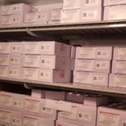 На Прикарпаття привезли 35 тисяч доз вакцини Pfizer