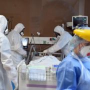 “Штам “Дельта” змінився і несе невідому загрозу, лікарі стривожені мутацією”: медики про небезпеку вірусу