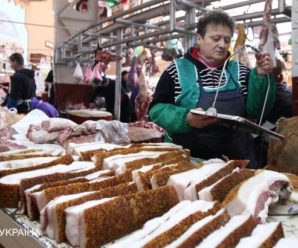 В Україні продають сало за “космічною” ціною: що з продуктом буде далі
