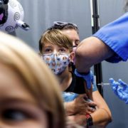 В Італії почали вакцинувати від коронавірусу дітей віком від 5 років