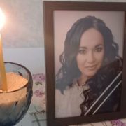 “Відправили вмирати в пологовий будинок”: 29-річна вагітна жінка вмерла від COVID-19, чоловік звинувачує лікарів (ФОТО)
