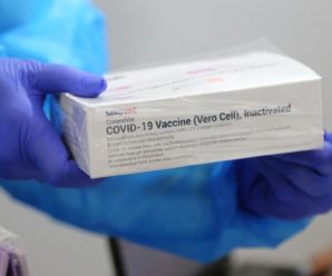 На території України планують виготовляти вакцину CoronaVac: де саме та коли