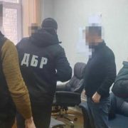 СБУ оголосила підозру керівнику Івано-Франківської митниці: може сісти на 10 років