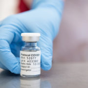 Четверта хвиля COVID-19: скільки прикарпатців отримали додаткову дозу вакцини