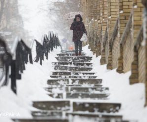 В Україну мчить штормовий вітер і мокрий сніг: де погода зовсім зіпсується