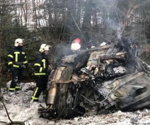 Водій згорів в автомобілі: на Прикарпатті сталася масштабна аварія
