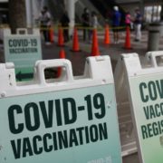 В Японії розробили одноразову “довічну” вакцину проти коронавірусу: коли почнуть використовувати