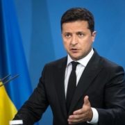 Президент розповів, за яких умов введе в Україні воєнний стан