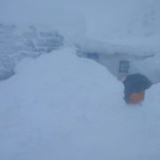 Туристів попередили про зсуви снігу на гірські дороги у Карпатах: коли і де саме (фото, відео)буде