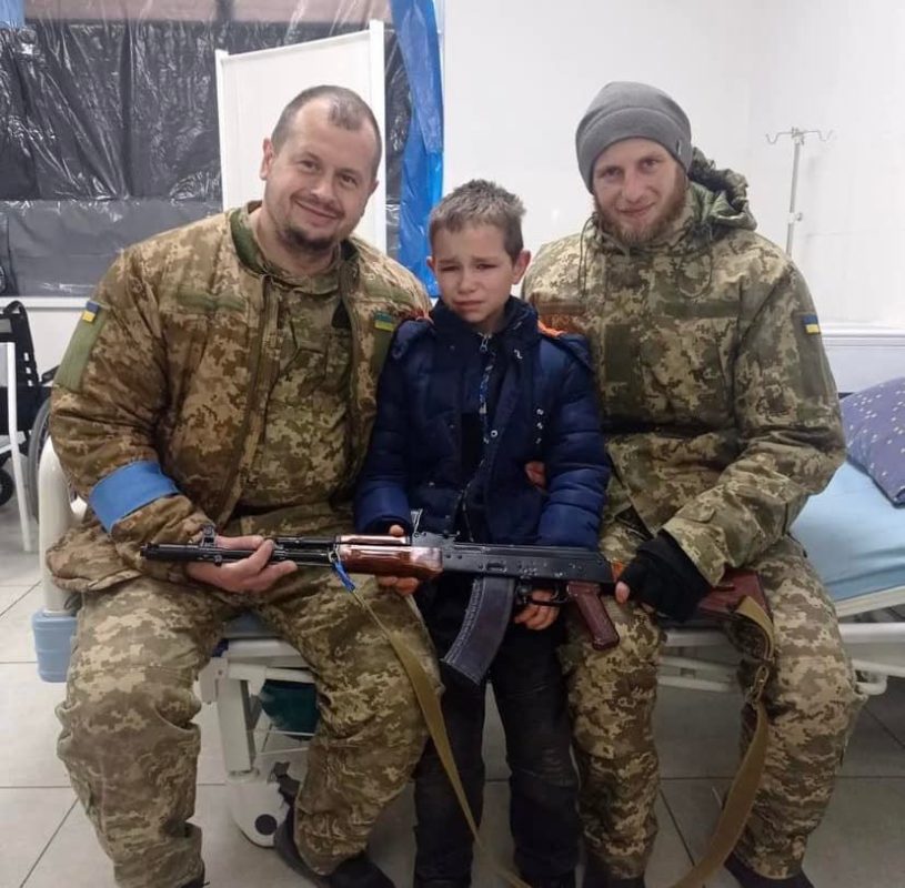На Київщині 11-річний хлопчик уночі дійшов до військових, аби записатися у добровольці