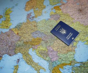 Від 1 березня строк дії закордонних паспортів українців може подовжуватись на 5 років