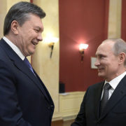 Янукович у Мінську, Кремль хоче зробити його “президентом України” – джерела