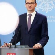 Прем’єр-міністр Польщі Матеуш Моравецький заявив, що, російські війська “досить скоро” спробує захопити третину території в Україні