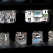 Бійці “Азова” проводять контратаку в Маріуполі (відео)