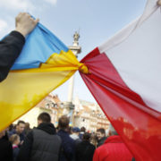 Нове рішення Польського парламенту щодо виплат Українським біженцям. Що змінилось