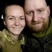 Стала дружиною і овдовіла за три дні: історія захисників, які одружилися на Азовсталі