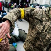 В Україні хочуть звільнити від мобілізації деяких чоловіків: хто це буде