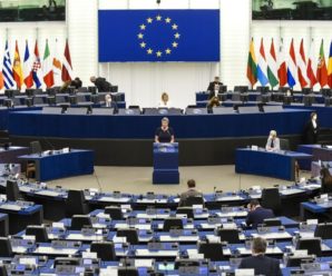 Європарламент рекомендував надати Україні статус кандидата у члени ЄС