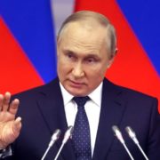 Путін пригрозив ударами по нових об’єктах, якщо США нададуть Україні ракетні комплекси