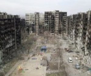 Рашисти планують зносити будинки в Маріуполі, а людей виселяють, – Андрющенко