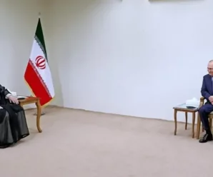 За “столом” переговорів: у мережі висміяли безглузду зустріч путіна в Ірані (фото)