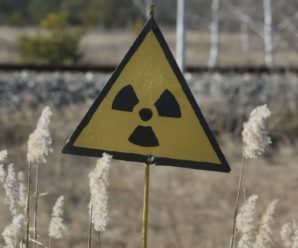 Окупанти нарaжають людство на нeбeзпекy, обстрілюючи ЗАЕС: Що робити, як їсти й пити у разі радіаційної аварії