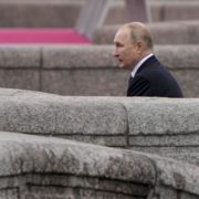 Путін збирається відвідати Донбас: у Кремлі заявили про “купу планів” щодо окупованих територій