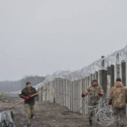 Україна будує стіну на кордоні із Бiлoруссю