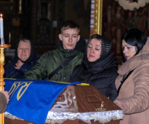 На Алеї Слави у Калуші знайшов спокій Роман Стехнович, який загинув від важких ран