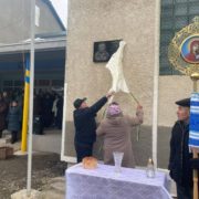 Поклав своє життя за Україну: Відкрили меморіальну дошку військовому з Городенківщини