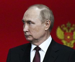 Путін, який від 2014 року вбuває українців, заговорив про гeноцид