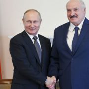 “Плани 100% у Путіна готові”: Клімкін вважає, що РФ здійснить операцію з “приєднання” Білорусі