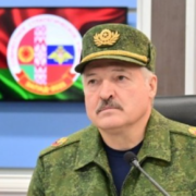 Лукашенко доручив розпочати раптову перевірку бойової готовності збройних сил Білорусі